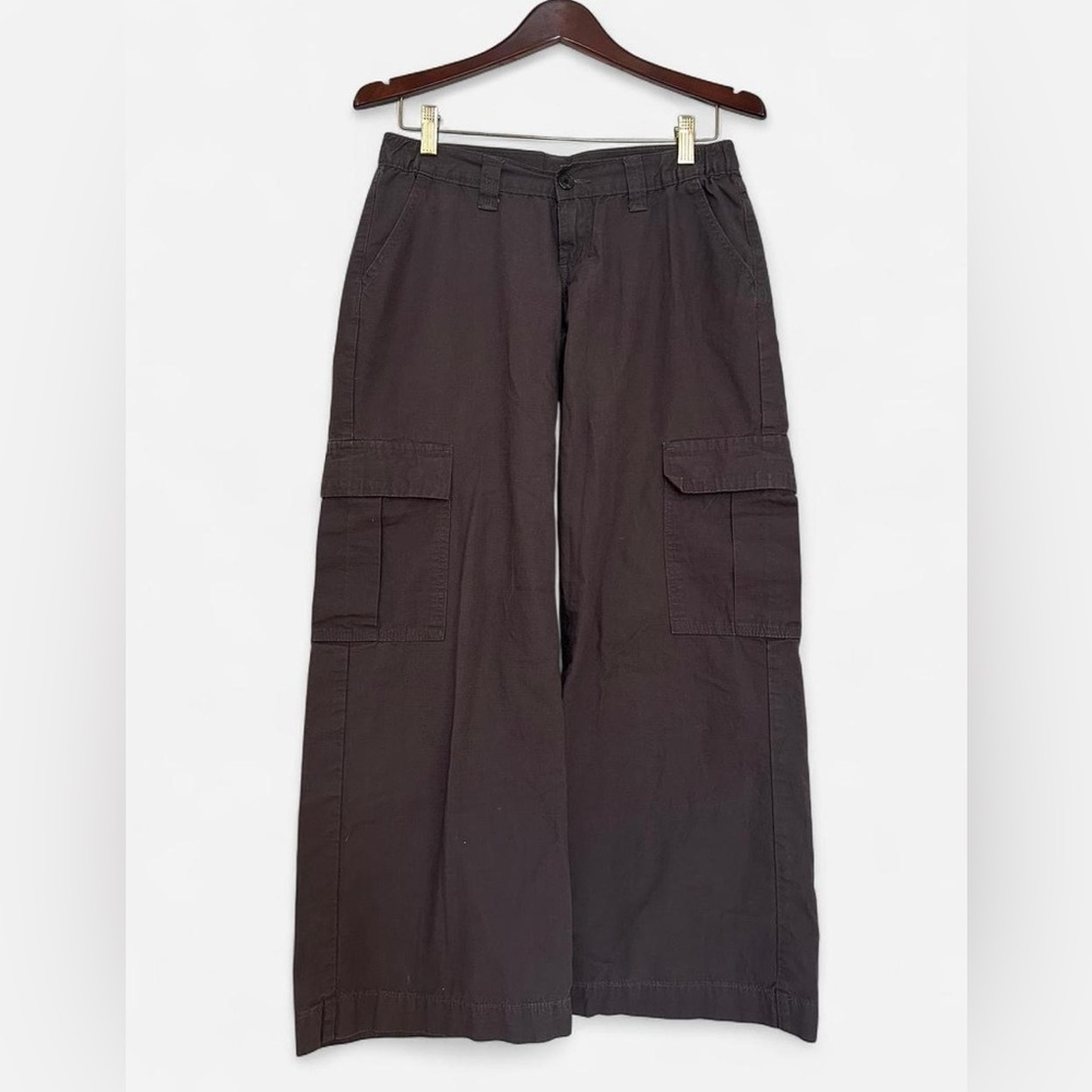 Low Rise Wide Leg Cargo Pants